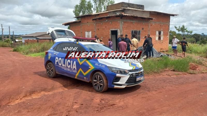 Homem é encontrado morto com sinais de execução em Rolim de Moura Homem é encontrado morto com sinais de execução em Rolim de Moura