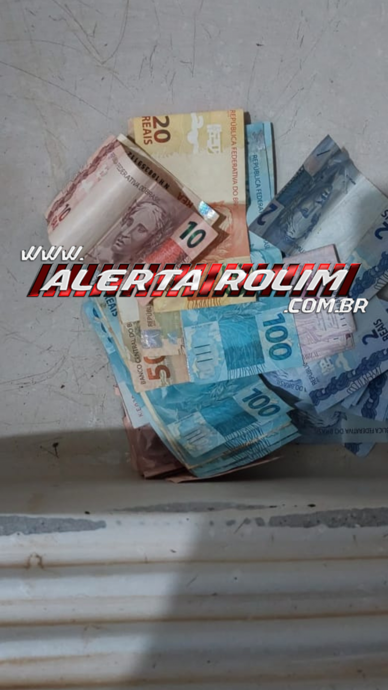 Homem é preso em flagrante pela PM enquanto praticava furto em farmácia no centro de Rolim de Moura Homem é preso em flagrante pela PM enquanto praticava furto em farmácia no centro de Rolim de Moura