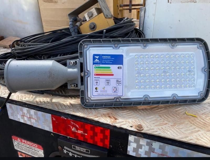 Rolim de Moura vive nova era na iluminação pública com avanço do LED em toda a cidade Rolim de Moura vive nova era na iluminação pública com avanço do LED em toda a cidade