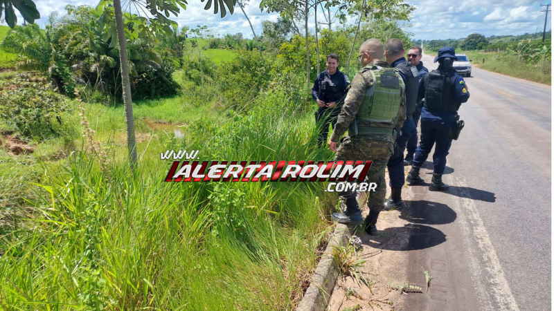Veículo furtado é localizado pela Polícia Militar abandonado em área rural de Rolim de Moura Veículo furtado é localizado pela Polícia Militar abandonado em área rural de Rolim de Moura