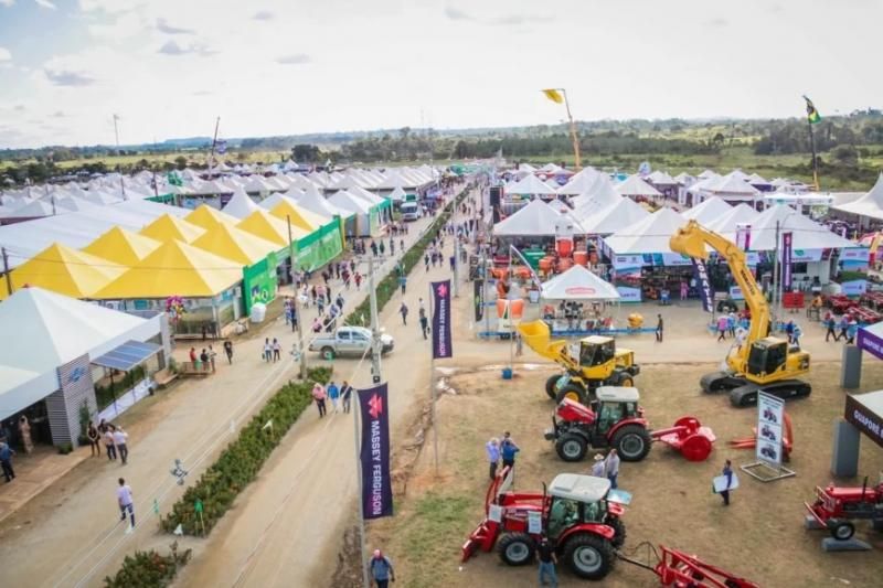 EVOLUÇÃO: o crescimento que transformou a RRSI de feira modesta à referência do agronegócio na Região Norte EVOLUÇÃO: o crescimento que transformou a RRSI de feira modesta à referência do agronegócio na Região Norte