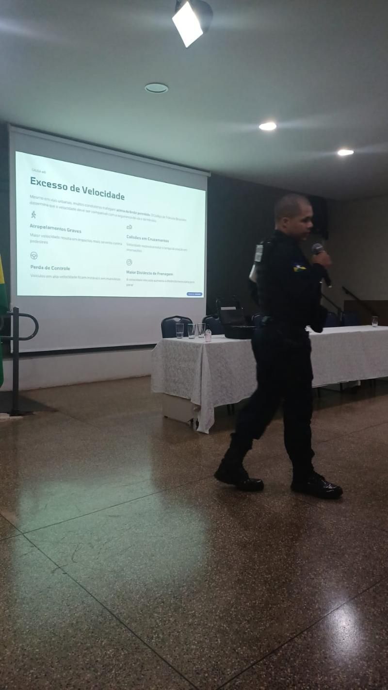 Ptran do 10° Batalhão realiza palestra sobre principais causas de acidentes urbanos Ptran do 10° Batalhão realiza palestra sobre principais causas de acidentes urbanos