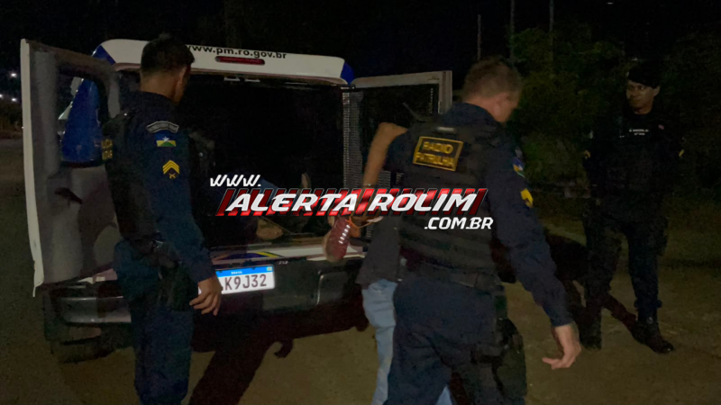 Após furto, dupla foi presa em flagrante pela PM em Rolim de Moura; motocicleta foi recuperada Após furto, dupla foi presa em flagrante pela PM em Rolim de Moura; motocicleta foi recuperada