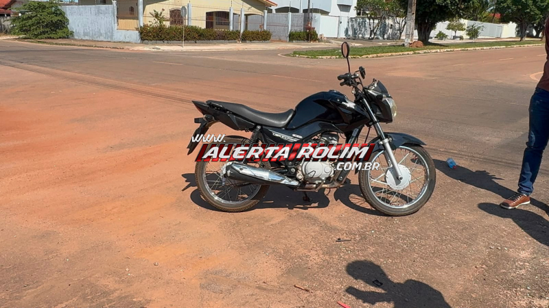 Colisão entre duas motos deixa motociclista com fratura em Rolim de Moura Colisão entre duas motos deixa motociclista com fratura em Rolim de Moura