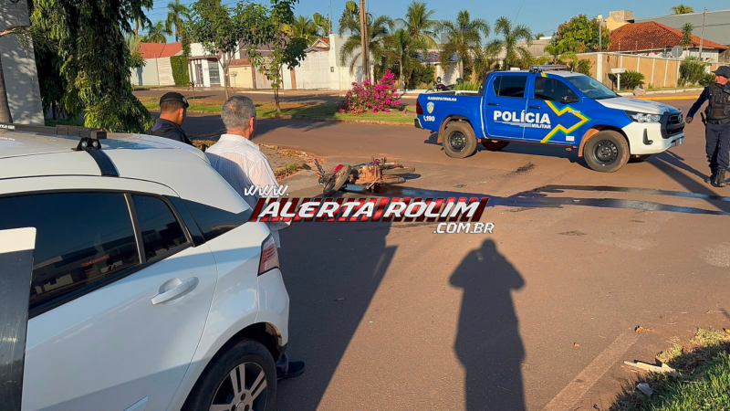 Segundo acidente do dia : Colisão entre carro e motocicleta deixa mulher ferida no centro de Rolim de Moura Segundo acidente do dia : Colisão entre carro e motocicleta deixa mulher ferida no centro de Rolim de Moura