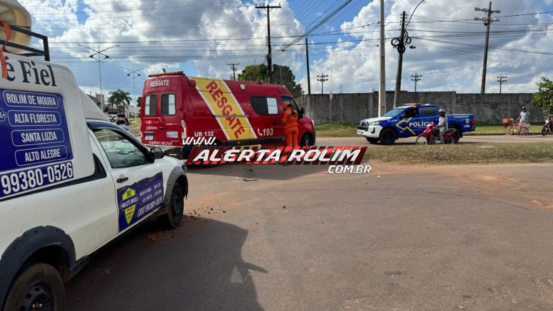 Veículo capotou na via após colisão com outro no Centro de Rolim de Moura; vídeo Veículo capotou na via após colisão com outro no Centro de Rolim de Moura; vídeo