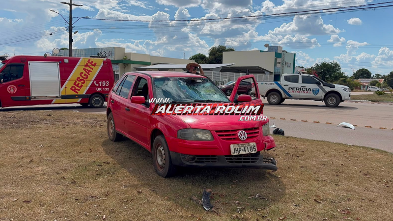 Acidente em rotatória deixa motociclista ferido em Rolim de Moura Acidente em rotatória deixa motociclista ferido em Rolim de Moura