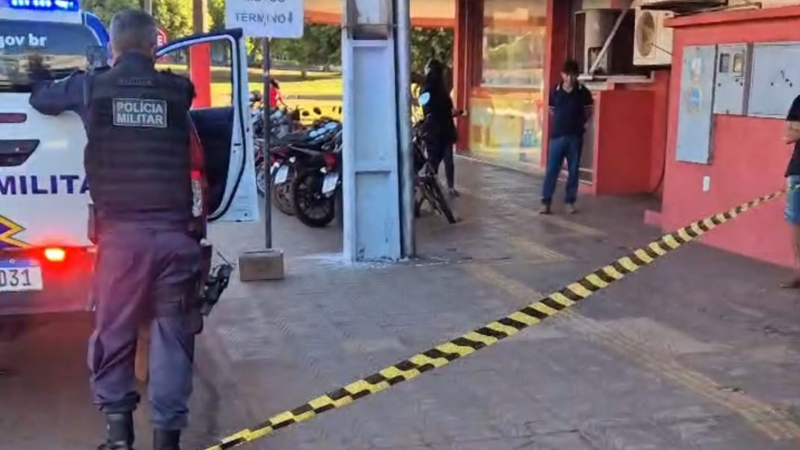 ATUALIZADA - Acusado de cometer homicídio com indícios de violência sexual foi preso em flagrante pela PM, em Rolim de Moura; câmeras ajudaram na identificação ATUALIZADA - Acusado de cometer homicídio com indícios de violência sexual foi preso em flagrante pela PM, em Rolim de Moura; câmeras ajudaram na identificação