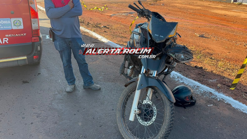 Motociclista sofre fratura no joelho após ser fechado por caminhão em frente ao parque de exposições, em Rolim de Moura Motociclista sofre fratura no joelho após ser fechado por caminhão em frente ao parque de exposições, em Rolim de Moura