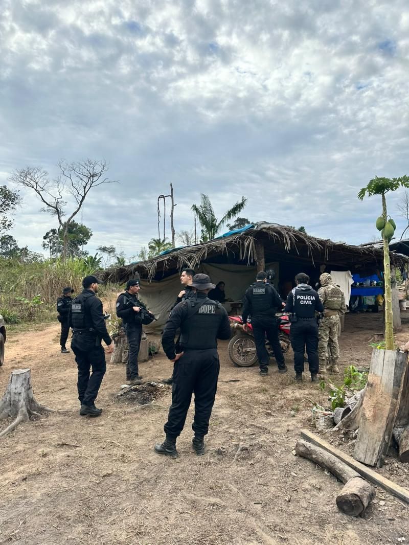 Com diligências em Rolim de Moura, Polícia Civil deflagra Operação Capão da Onça contra grupo investigado por crimes ambientais Com diligências em Rolim de Moura, Polícia Civil deflagra Operação Capão da Onça contra grupo investigado por crimes ambientais