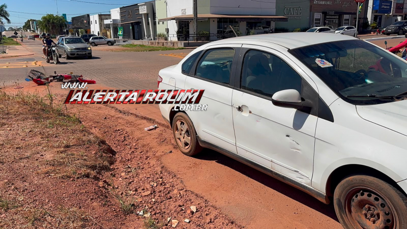 Primeiro acidente de trânsito do dia envolveu carro e bicicleta elétrica na Rua Barão de Melgaço, em Rolim de Moura Primeiro acidente de trânsito do dia envolveu carro e bicicleta elétrica na Rua Barão de Melgaço, em Rolim de Moura