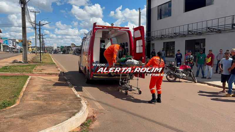Segundo acidente de trânsito do dia envolveu moto aplicativo e carro no Centro de Rolim de Moura Segundo acidente de trânsito do dia envolveu moto aplicativo e carro no Centro de Rolim de Moura