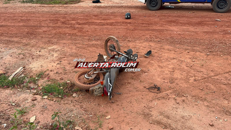 Condutor de carro foge após acidente com motociclista em cruzamento de Rolim de Moura Condutor de carro foge após acidente com motociclista em cruzamento de Rolim de Moura