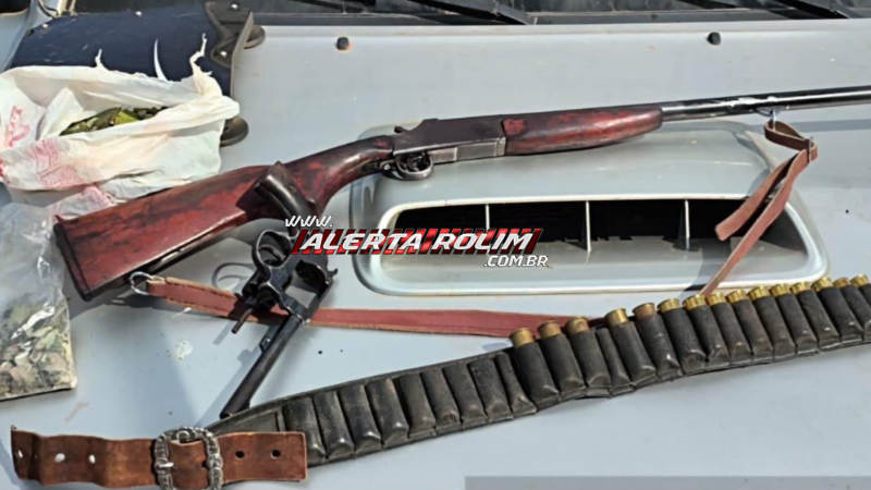 Quatro armas de fogo, munições e motocicleta furtada são apreendidas pela PM durante Operação Brasil Contra o Crime Organizado na Zona da Mata Quatro armas de fogo, munições e motocicleta furtada são apreendidas pela PM durante Operação Brasil Contra o Crime Organizado na Zona da Mata