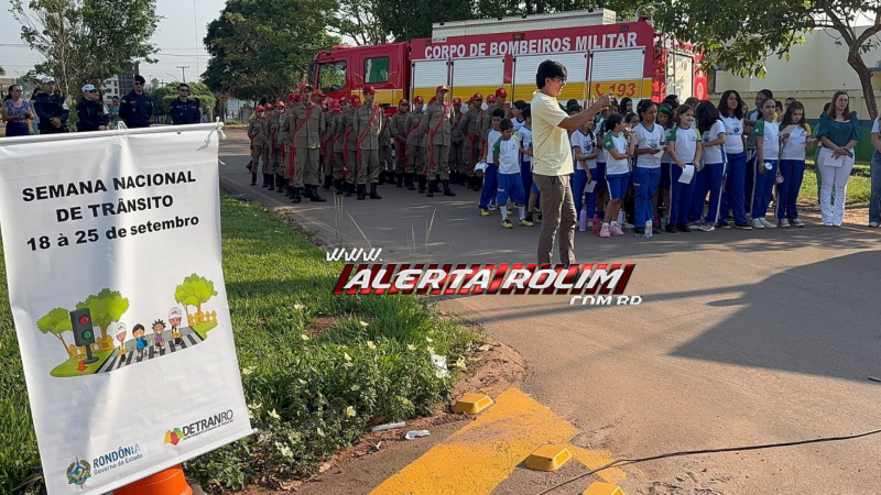 Ato Cívico do Dia Nacional do Trânsito foi realizado nesta sexta-feira, em Rolim de Moura Ato Cívico do Dia Nacional do Trânsito foi realizado nesta sexta-feira, em Rolim de Moura
