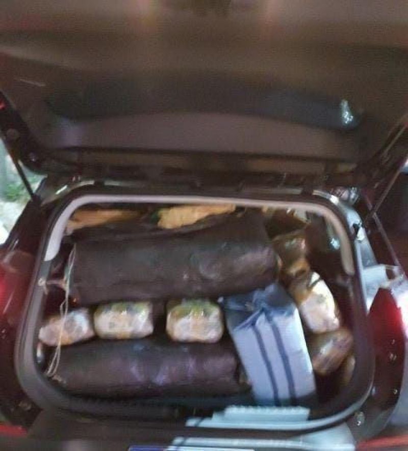 Operação conjunta apreende mais de 337 kg de maconha e quase 1 kg de crack em Seringueiras Operação conjunta apreende mais de 337 kg de maconha e quase 1 kg de crack em Seringueiras