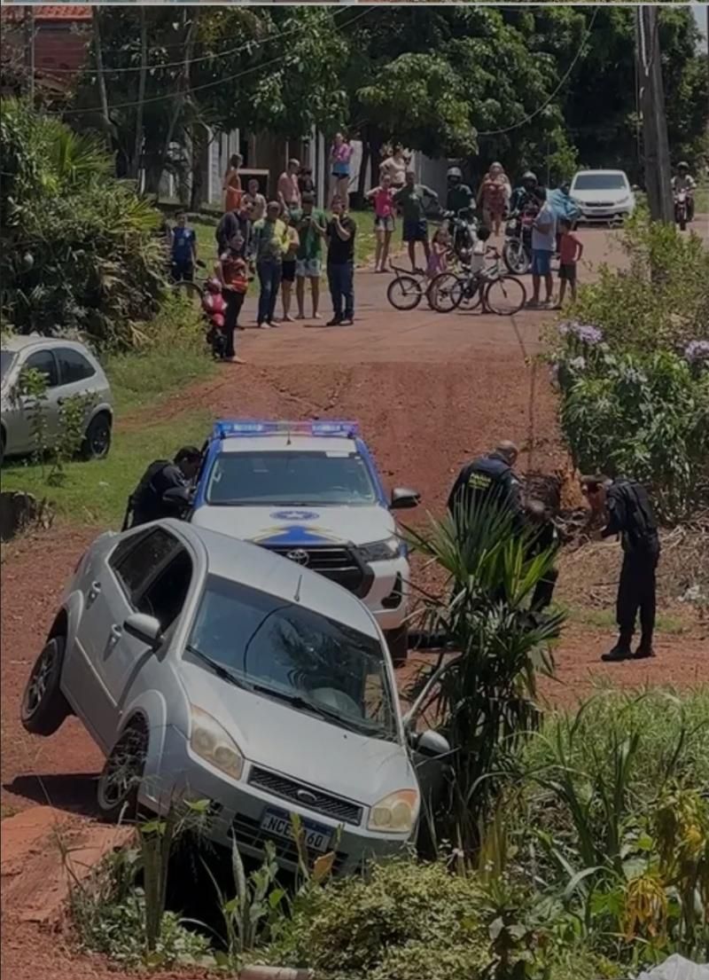 Operação policial apreende quase 19 quilos de drogas em Espigão do Oeste Operação policial apreende quase 19 quilos de drogas em Espigão do Oeste