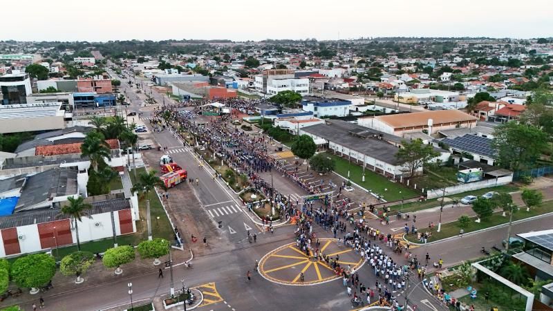 Rolim de Moura transforma avenida João Pessoa em palco de patriotismo, cidadania e orgulho de ser brasileiro Rolim de Moura transforma avenida João Pessoa em palco de patriotismo, cidadania e orgulho de ser brasileiro