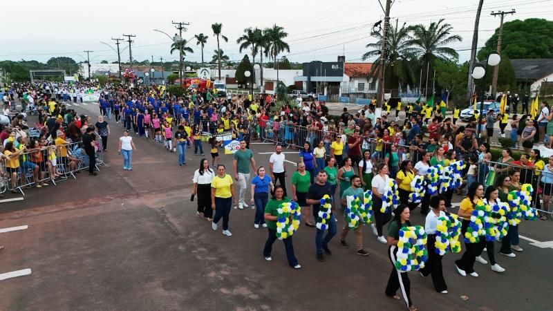 Rolim de Moura transforma avenida João Pessoa em palco de patriotismo, cidadania e orgulho de ser brasileiro Rolim de Moura transforma avenida João Pessoa em palco de patriotismo, cidadania e orgulho de ser brasileiro