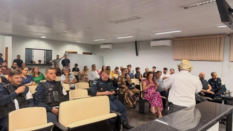 Câmara Municipal realiza audiência pública para debater regras para bicicletas elétricas, em Rolim de Moura Câmara Municipal realiza audiência pública para debater regras para bicicletas elétricas, em Rolim de Moura