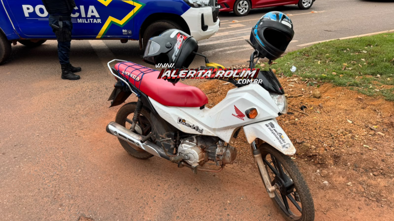 Colisão entre duas motos deixa homem e mulher feridos em Rolim de Moura Colisão entre duas motos deixa homem e mulher feridos em Rolim de Moura