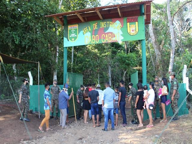 Comando do 6º BIS presta homenagem ao Cabo Cabixi e nomeia seu nome na área de instrução