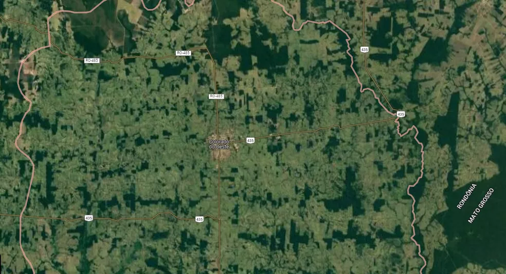 Cemitério irregular é descoberto em estrada rural de Colorado do Oeste, RO
