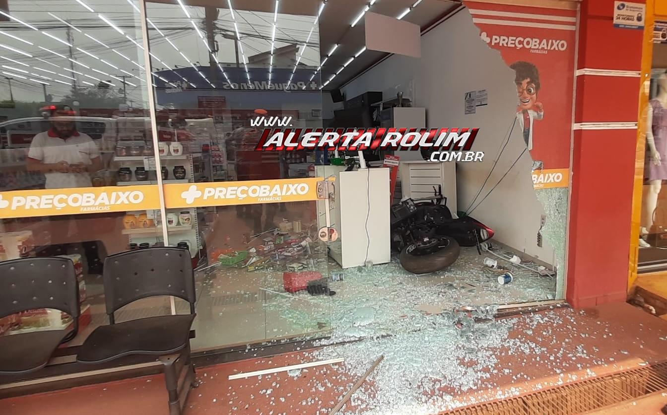 Condutor de moto de 1000 cilindradas perdeu o controle do veículo e ...