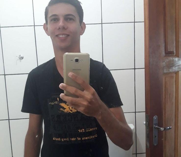 Urgente: Colisão fatal na BR-429, em Seringueiras, termina com uma morte e passageira em estado grave
